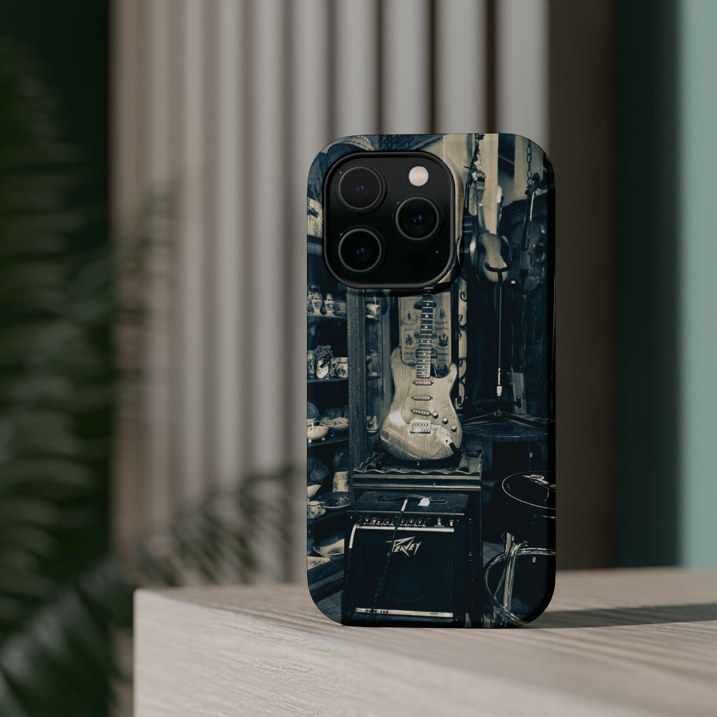 Vintage Electric Guitar Shop Phone Case | Magnetic Impact-Resistant Case