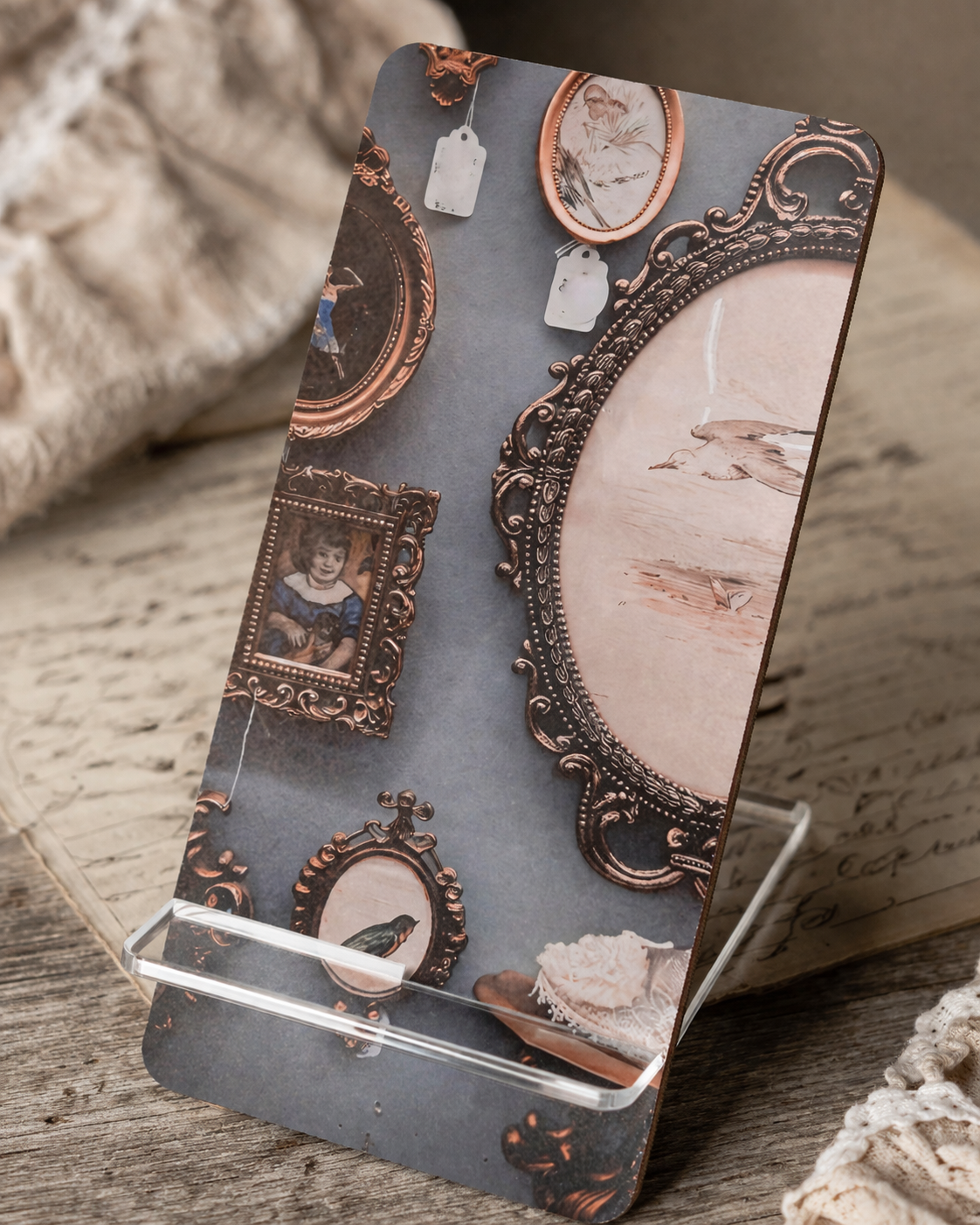 Vintage Oval Frame Collage Mobile Display Stand for Smartphones--Retro Wall Art