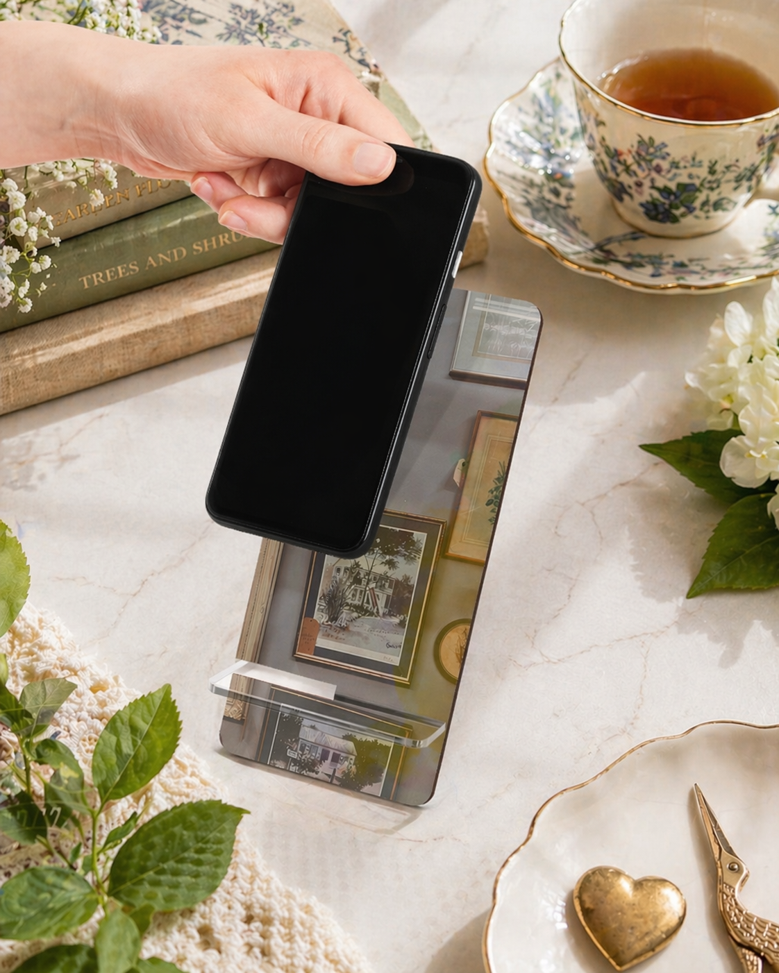 Vintage Gallery Wall Phone Stand--Oval Floral Smartphone Display Holder