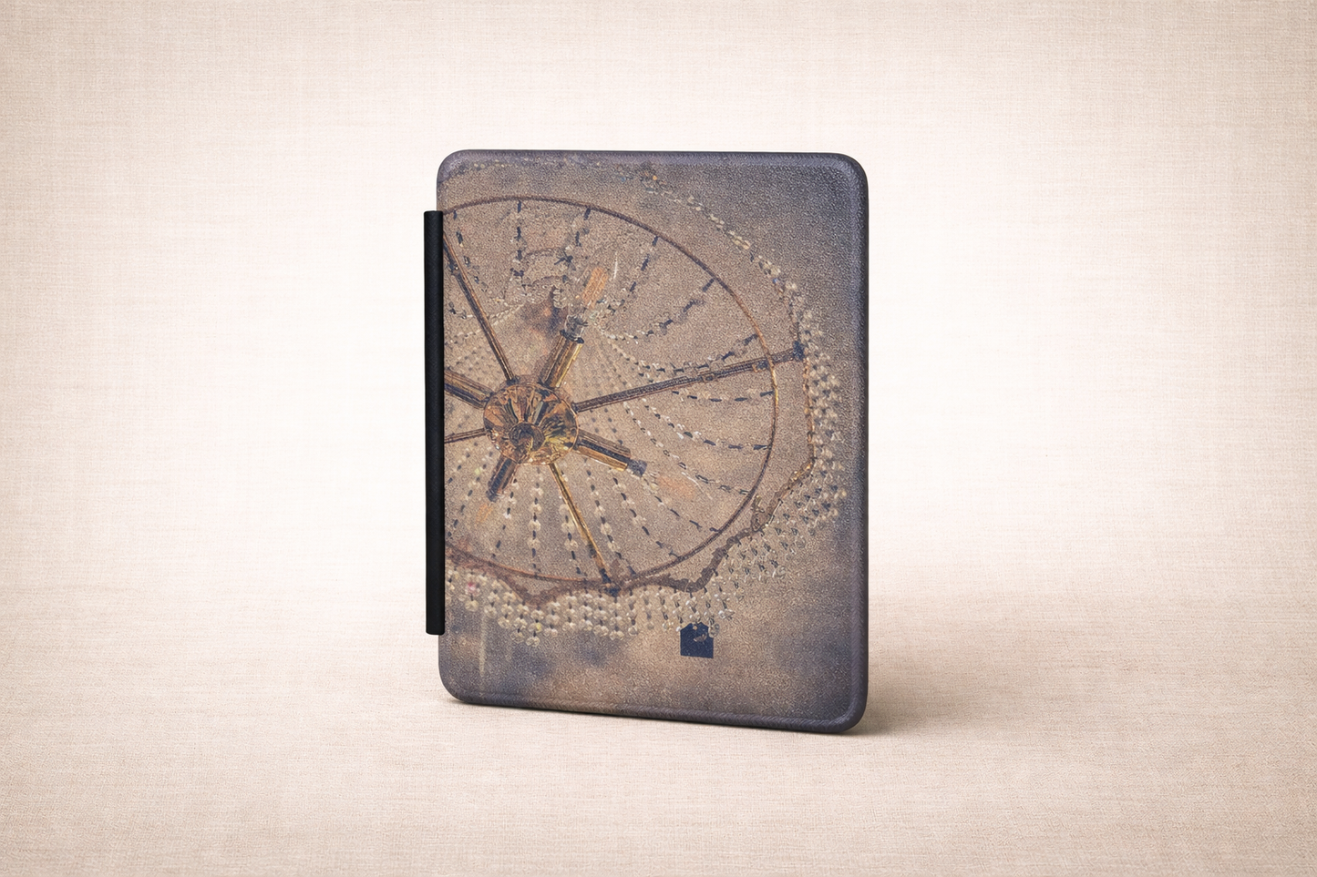Gold Chandelier Kindle Paperwhite Case--Vintage Reader Cover for Kindle Colorsoft
