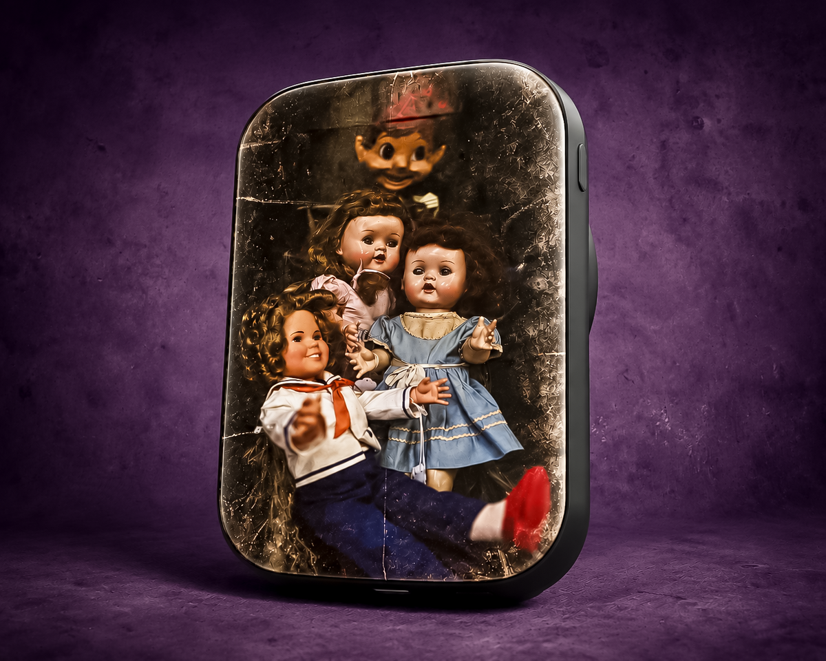 Vintage Creepy Doll Magnetic Power Bank – 5000mAh MagSafe Compatible Charger