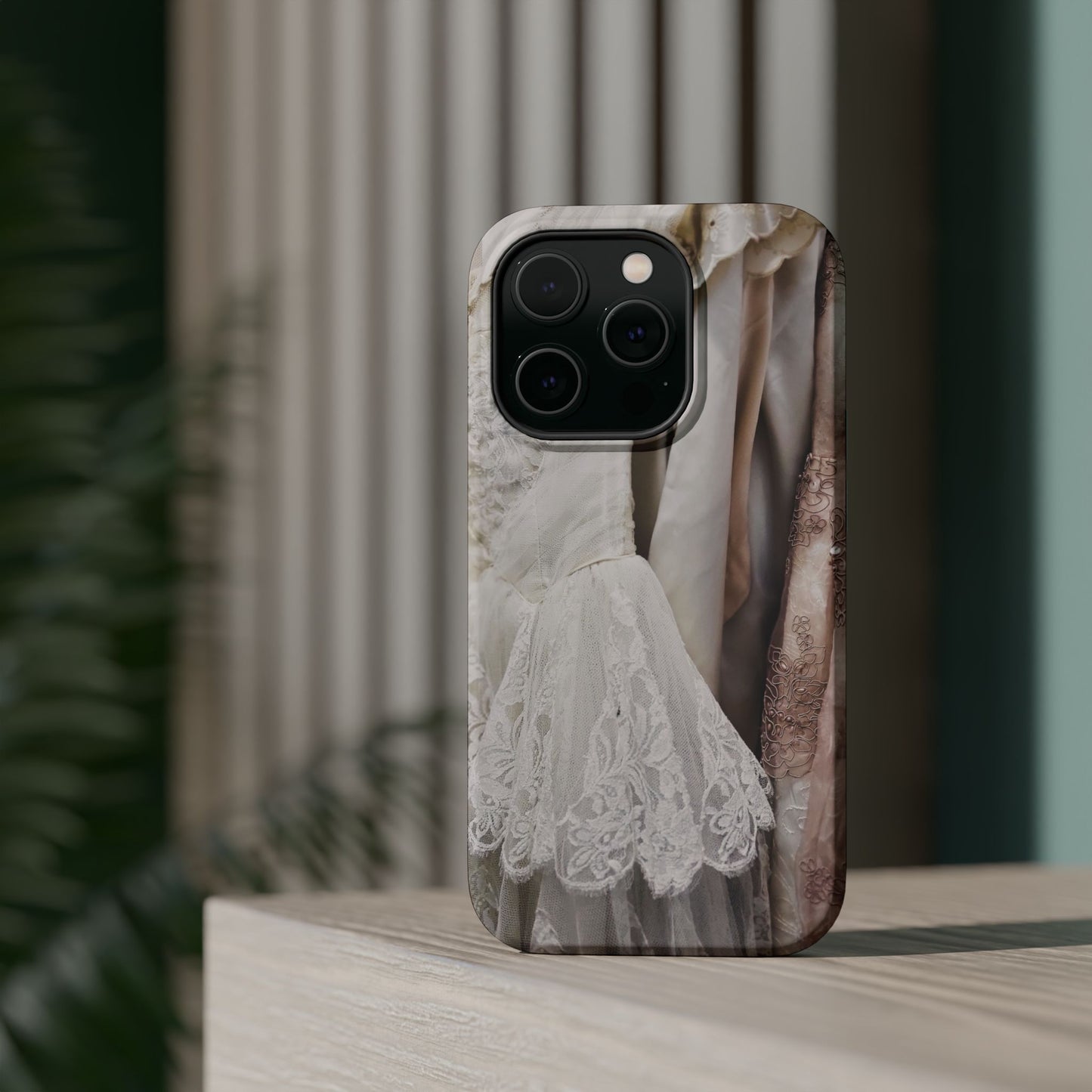 Floral Lace Bridal Magnetic Tough Phone Case for iPhone 17, 16, 15, 14 & Samsung S26, Romantic Vintage Cover