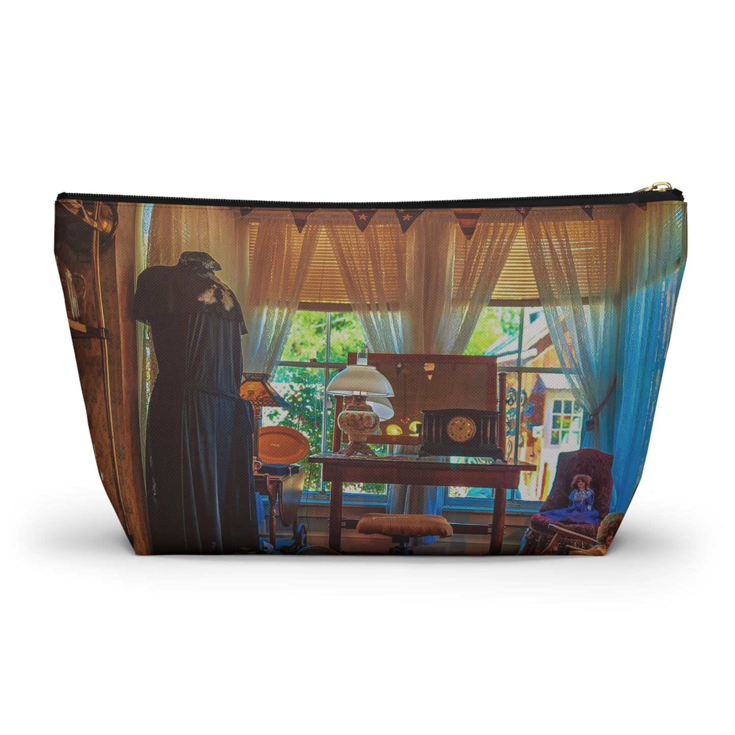 Vintage Cottage Accessories Pouch – Cozy Travel Companion — T‑Bottom Makeup & Organizer Bag